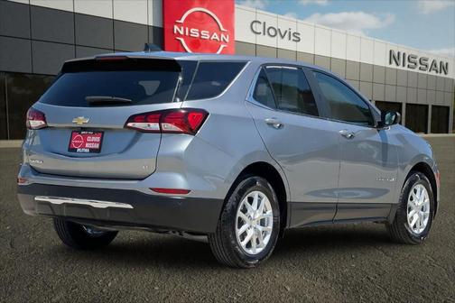 Sterling Gray Metallic 2023 Chevrolet Equinox 2LT
