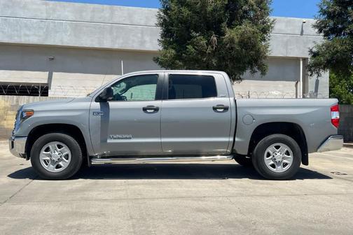 Cement Gray 2019 Toyota Tundra SR5