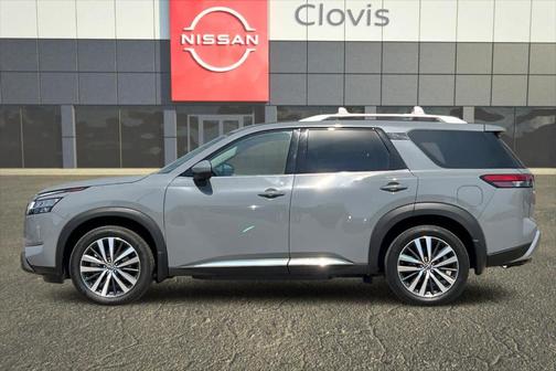 2022 Nissan Pathfinder Platinum