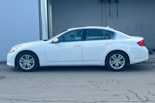 2010 INFINITI G37 Journey