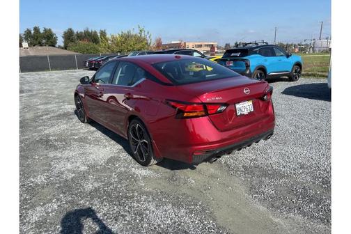 2024 Nissan Altima 2.5 SR
