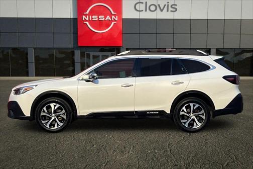 2022 Subaru Outback Touring XT