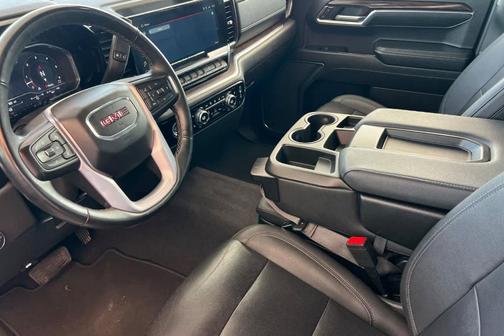 Summit White 2024 GMC Sierra 1500 SLT