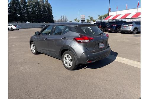 2020 Nissan Kicks S