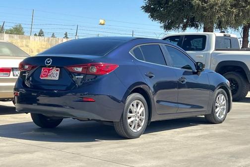 2018 Mazda Mazda3 Sport