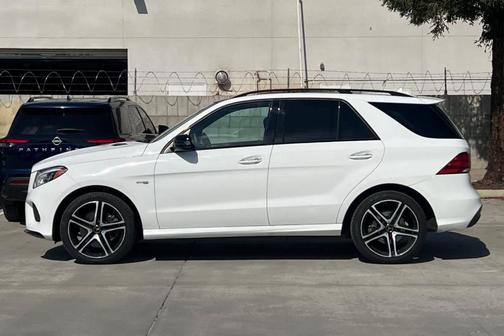 2017 Mercedes-Benz AMG GLE 43 Base 4MATIC