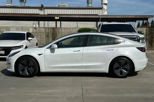 White 2020 Tesla Model 3 Standard Range
