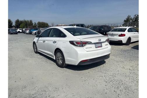 2017 Hyundai SONATA Hybrid SE