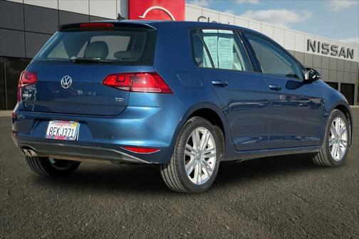 2015 Volkswagen Golf TDI SE 4-Door