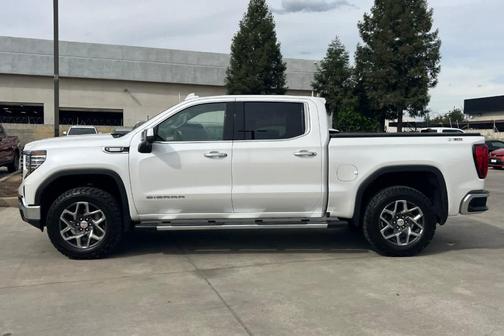 White Frost Tri-Coat 2024 GMC Sierra 1500 SLT