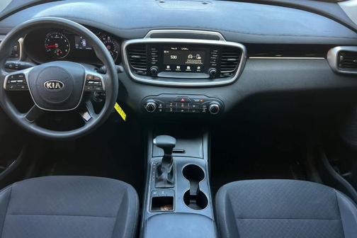 Ebony Black 2020 Kia Sorento LX V6