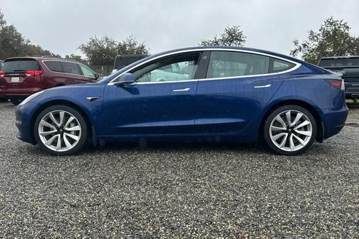 2019 Tesla Model 3 Standard Range