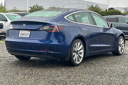 2019 Tesla Model 3 Standard Range