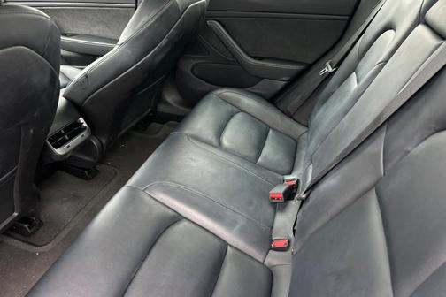 2019 Tesla Model 3 Standard Range