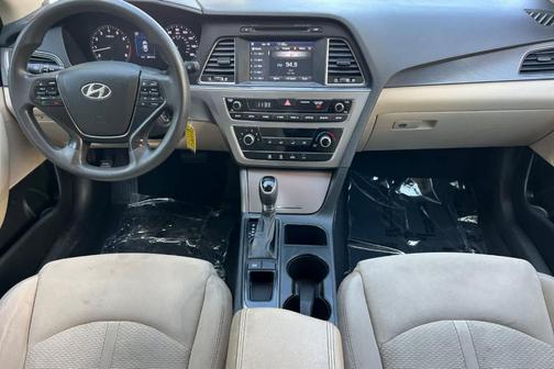 Quartz White Pearl 2017 Hyundai SONATA Sport