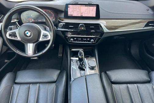 2020 BMW 540 i