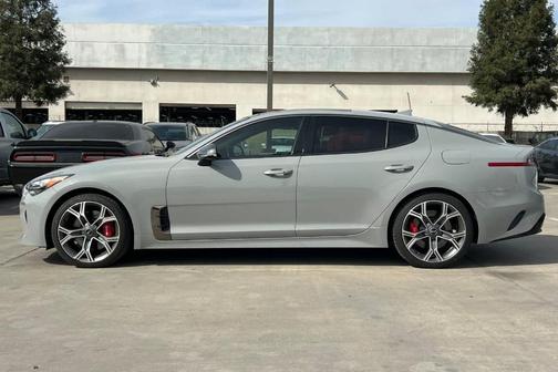 2018 Kia Stinger GT1