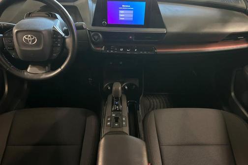 2024 Toyota Prius Prime SE