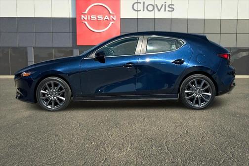 2023 Mazda Mazda3 FWD w/Preferred Package