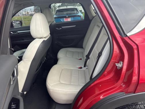 2023 Mazda CX-5 2.5 S Preferred Package