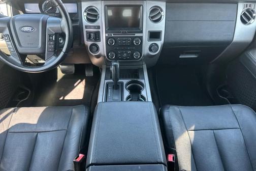 2017 Ford Expedition EL XLT