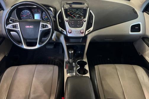 Summit White 2017 GMC Terrain SLT