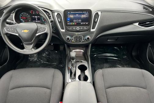 2025 Chevrolet Malibu LT