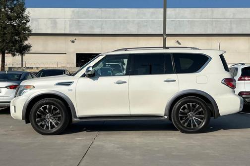 2017 Nissan Armada Platinum