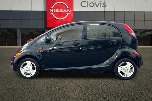 2016 Mitsubishi i-MiEV ES