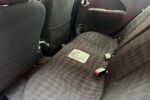 2016 Mitsubishi i-MiEV ES