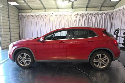 Jupiter Red 2018 Mercedes-Benz GLA 250 Base