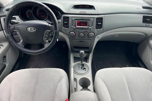 2010 Kia Optima LX