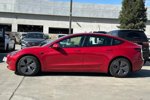 2022 Tesla Model 3 Base
