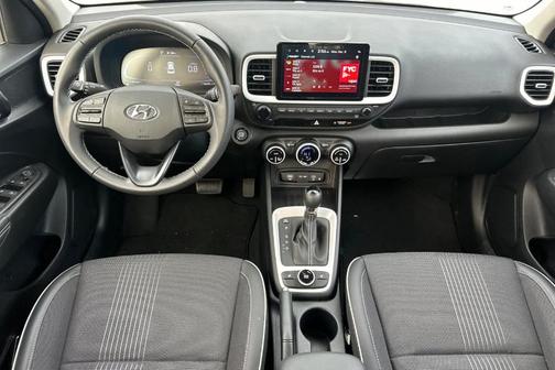 2025 Hyundai VENUE Limited