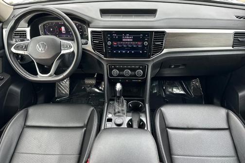 2022 Volkswagen Atlas 3.6L SE w/Technology