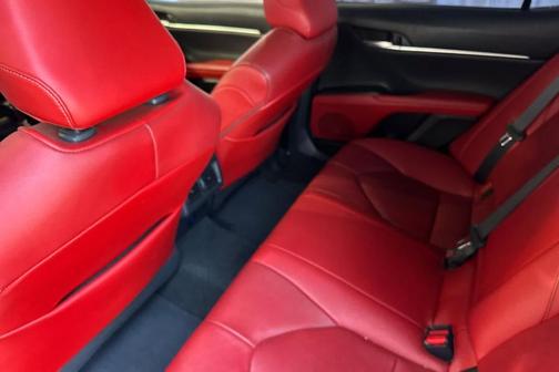 Wind Chill Pearl 2021 Toyota Camry XSE