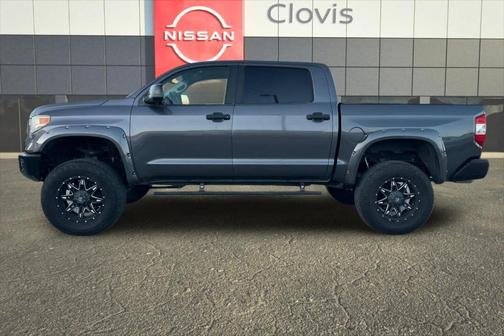 2014 Toyota Tundra SR5