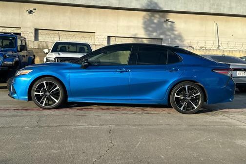 2019 Toyota Camry XSE