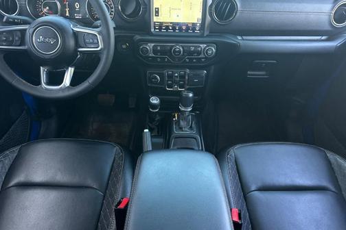 Hydro Blue Pearlcoat 2023 Jeep Gladiator Overland