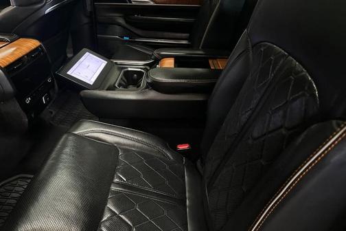 2024 Jeep Grand Wagoneer L Series III