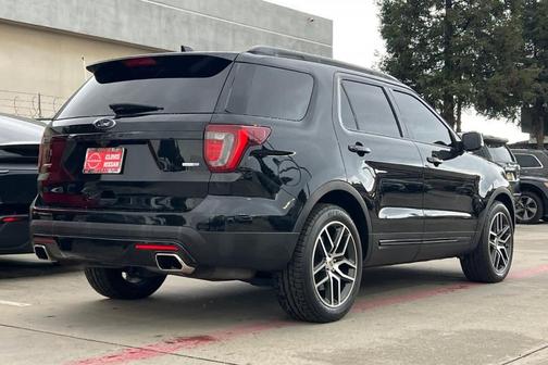 2016 Ford Explorer Sport
