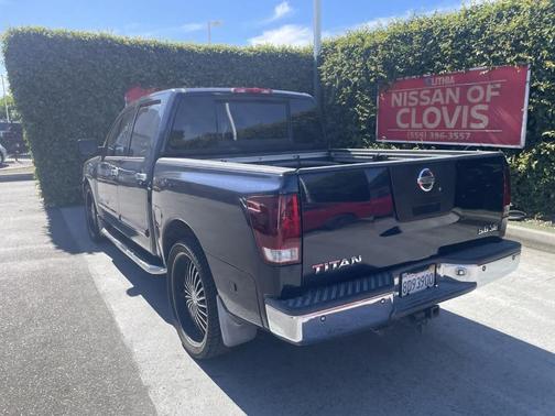 2006 Nissan Titan SE Crew Cab