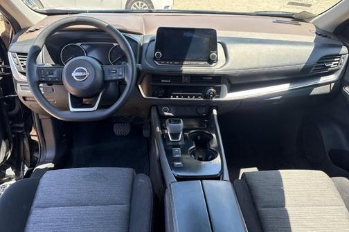 Black 2023 Nissan Rogue SV