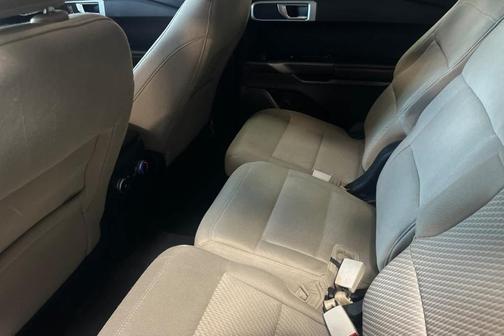 2022 Ford Explorer Base