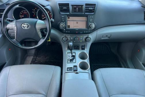 Blizzard Pearl 2008 Toyota Highlander Sport