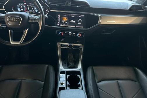 2023 Audi Q3 45 S line Premium