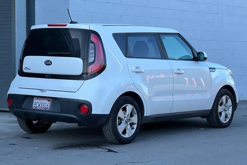 2018 Kia Soul Base