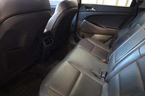 Coliseum Grey 2016 Hyundai TUCSON Limited