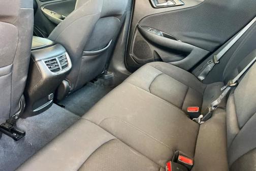 Dark Ash Metallic 2023 Chevrolet Malibu LT