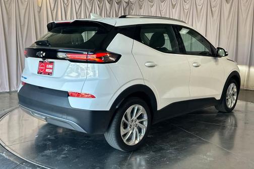 2023 Chevrolet Bolt EUV LT